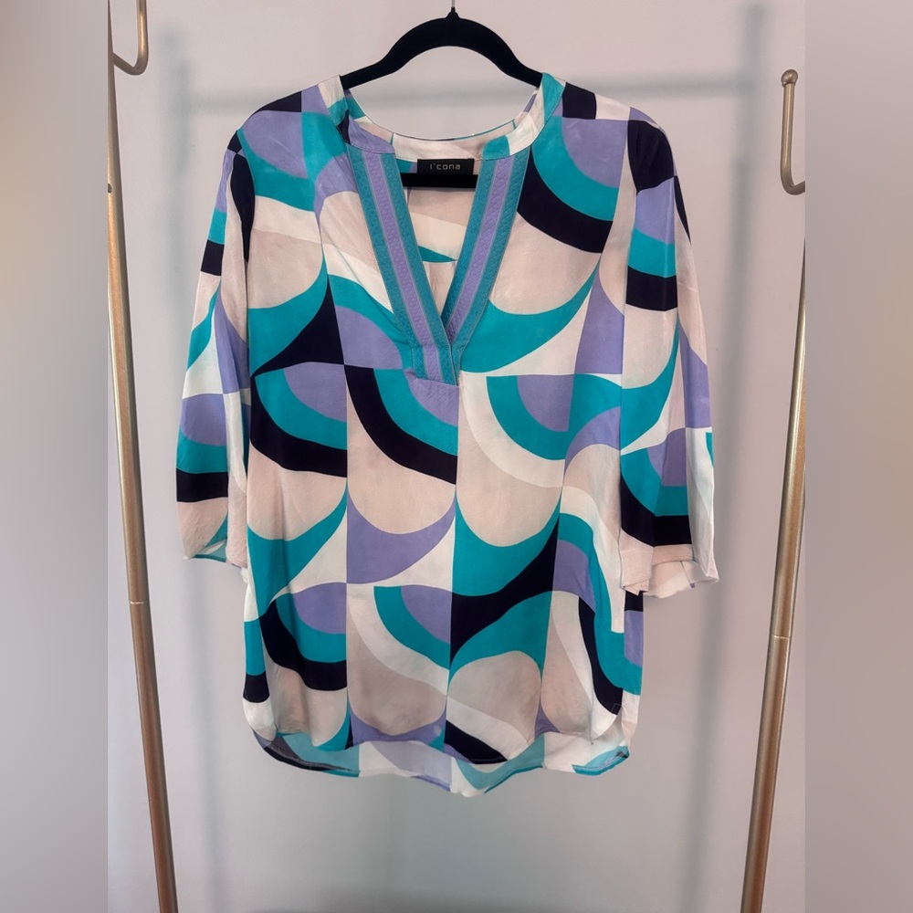 Cream and Blue Sleeveless Blouse